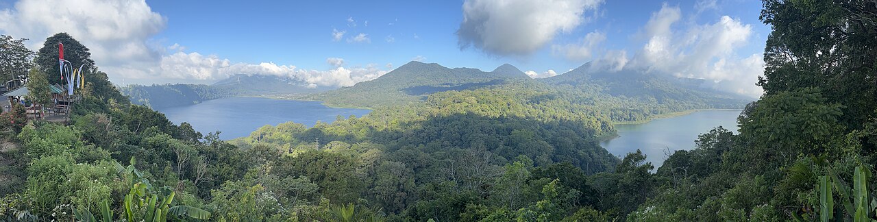 Danau Buyan