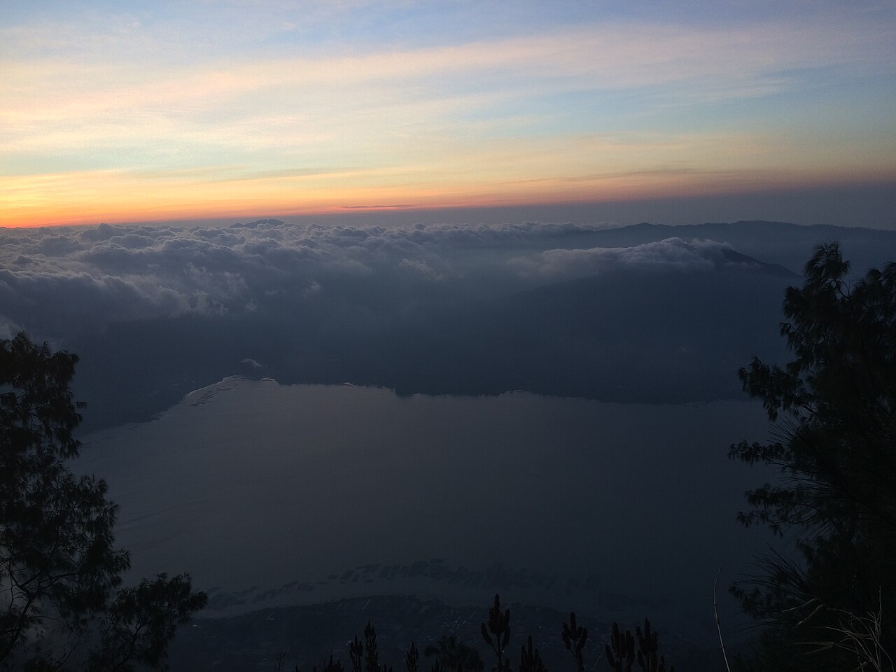Gunung Abang