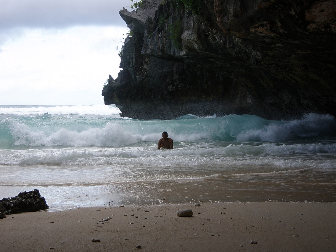 Pantai Suluban